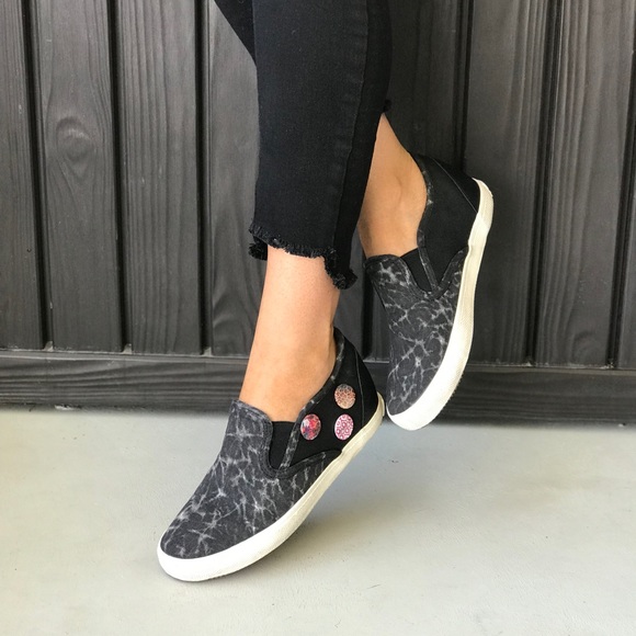 NIB Black Distressed Denim Metal Button Sneakers - Picture 8 of 8